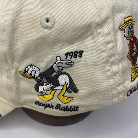 Walt‎ Disney World Donald Ducks Adult Baseball Cap Vintage 1938-Present - Picture 6 of 16